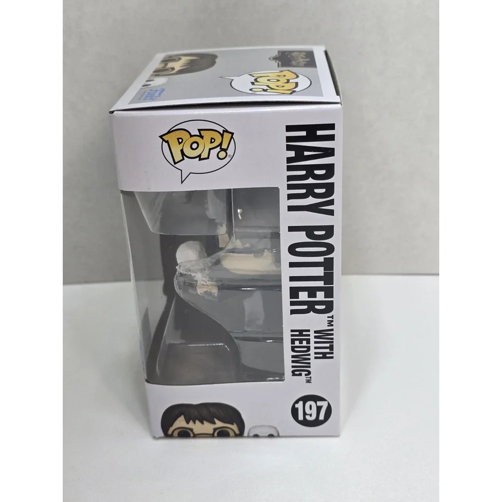 Funko Pop! Harry Potter with Hedwig Vinyl Figurine #197 Fantasy Franchise